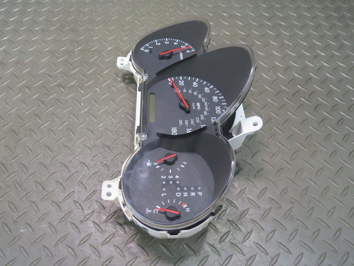 02-05 Lexus UZZ40L SC430 Instrument Cluster Gauge Speedometer 122K Miles OEM