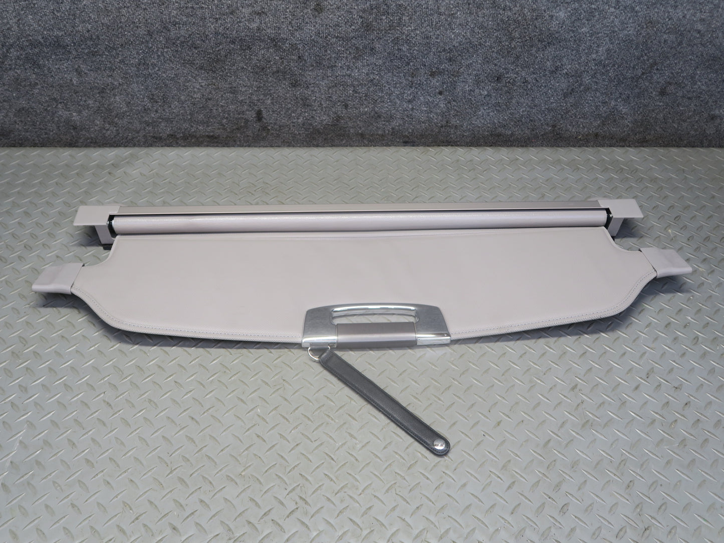 02-10 Lexus Z40 SC430 Rear Trunk Tonneau Cargo Luggage Roll UP Curtain Cover OEM
