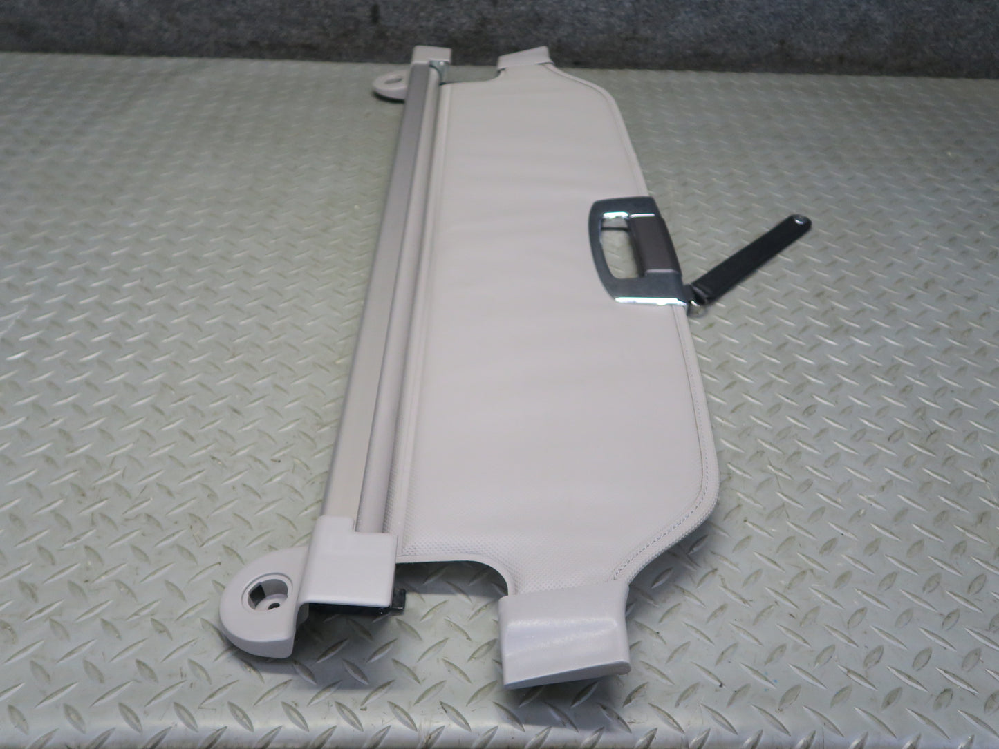 02-10 Lexus Z40 SC430 Rear Trunk Tonneau Cargo Luggage Roll UP Curtain Cover OEM
