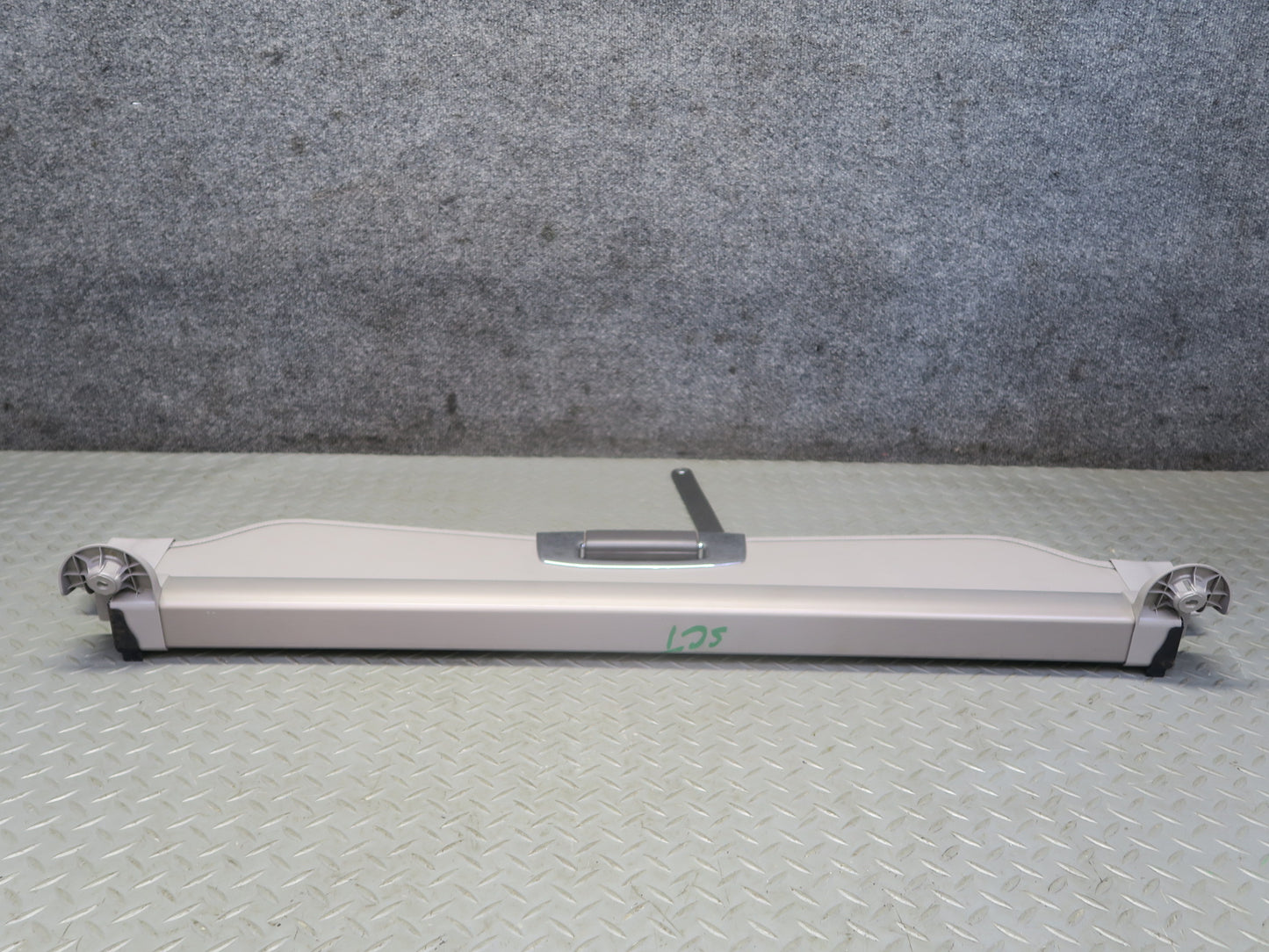 02-10 Lexus Z40 SC430 Rear Trunk Tonneau Cargo Luggage Roll UP Curtain Cover OEM