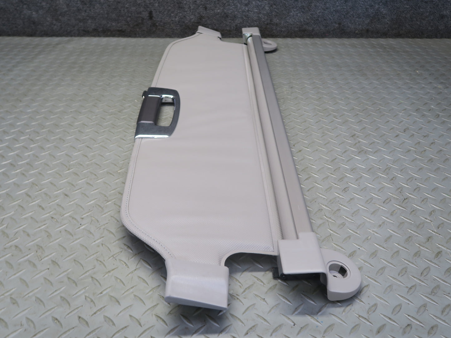 02-10 Lexus Z40 SC430 Rear Trunk Tonneau Cargo Luggage Roll UP Curtain Cover OEM