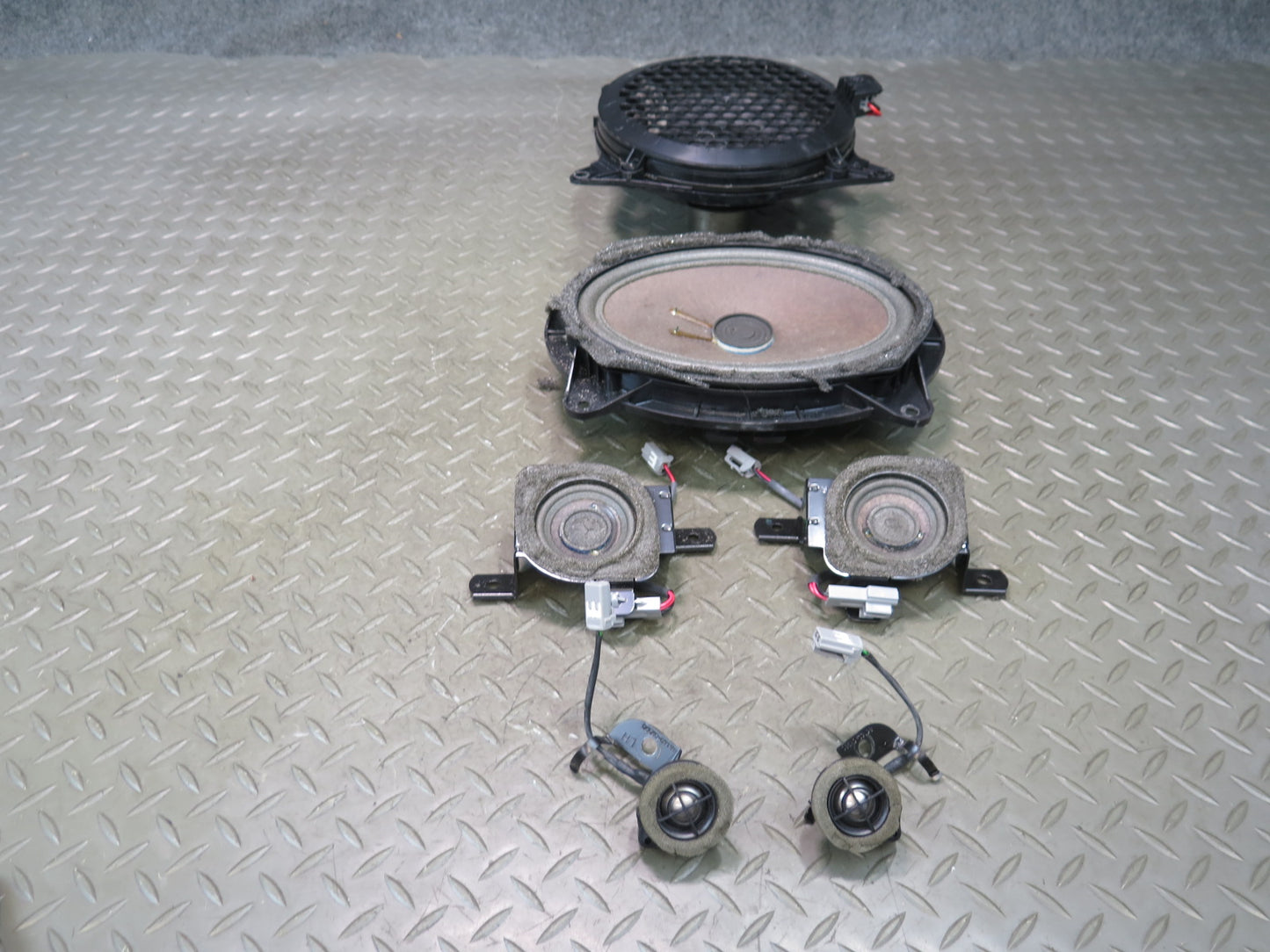 02-10 Lexus SC430 6pcs Mark Levinson Subwoofer Speaker Tweeter Set OEM