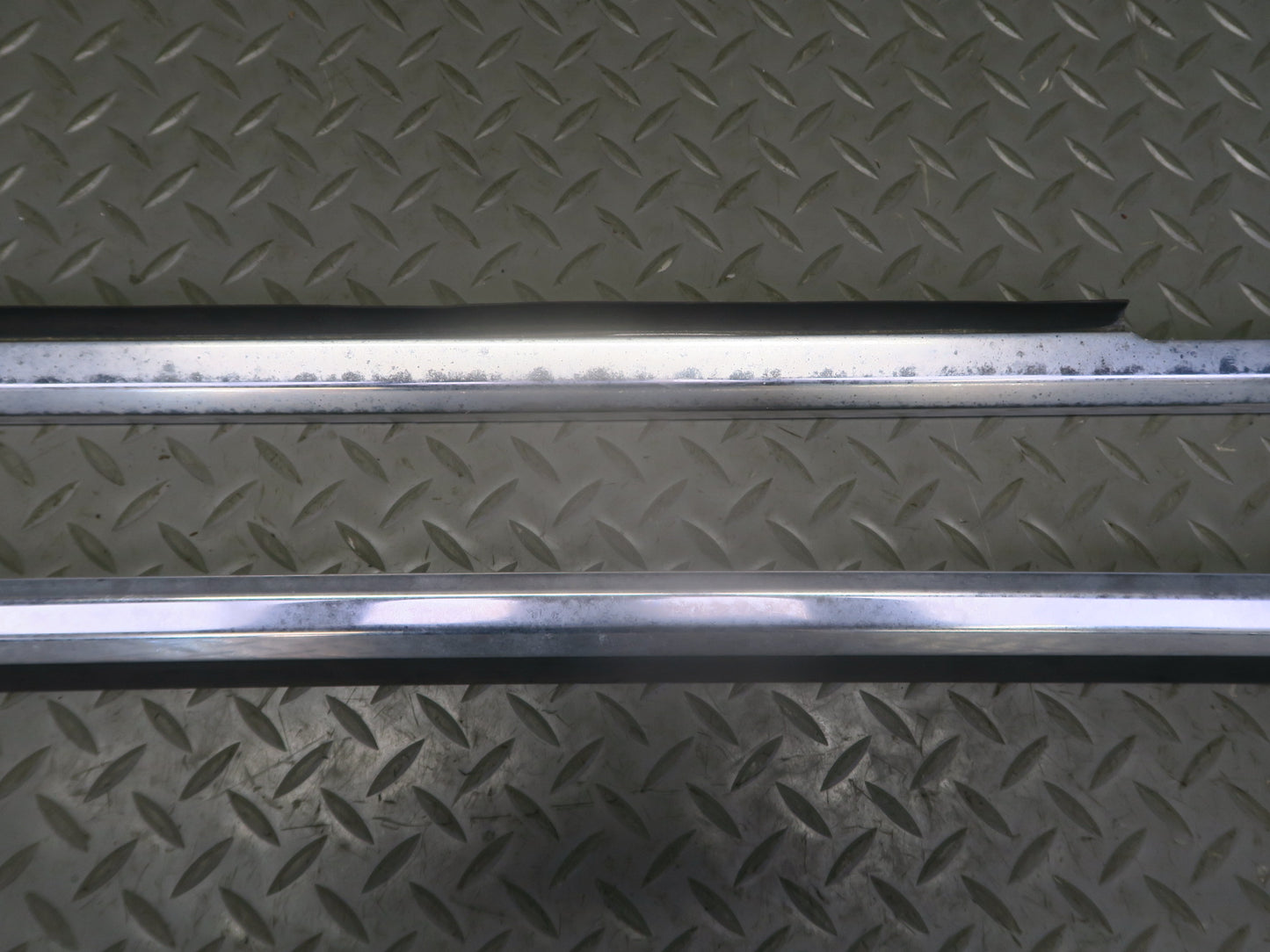 86-91 Mercedes W126 Sedan Set of 4 Front & Rear Door Chrome Trim Molding OEM