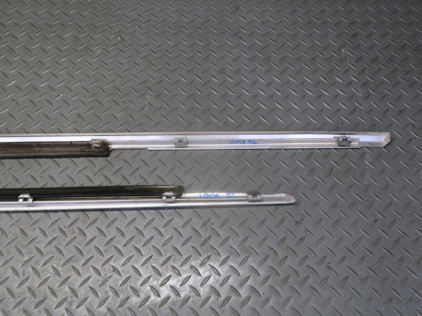86-91 Mercedes W126 Sedan Set of 4 Front & Rear Door Chrome Trim Molding OEM