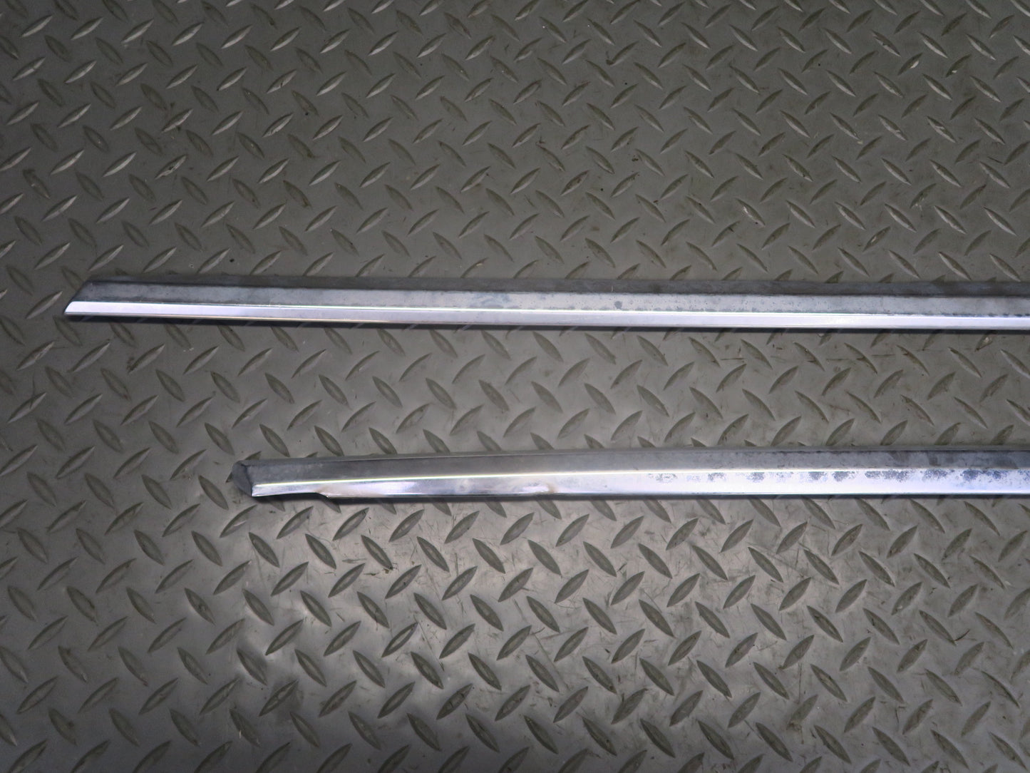 86-91 Mercedes W126 Sedan Set of 4 Front & Rear Door Chrome Trim Molding OEM
