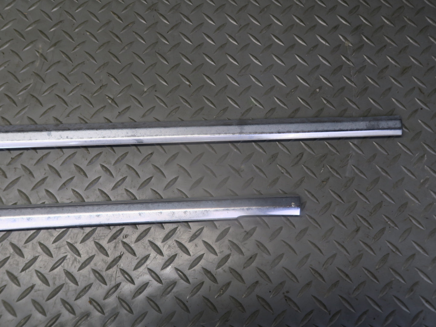 86-91 Mercedes W126 Sedan Set of 4 Front & Rear Door Chrome Trim Molding OEM