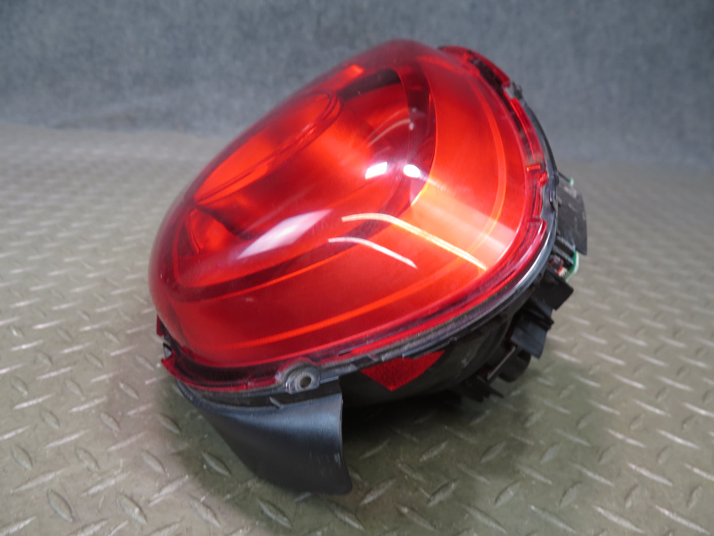 14-19 Mini Cooper F55 F56 F57 Set of 2 Rear Left & Right Tail Light Lamp OEM