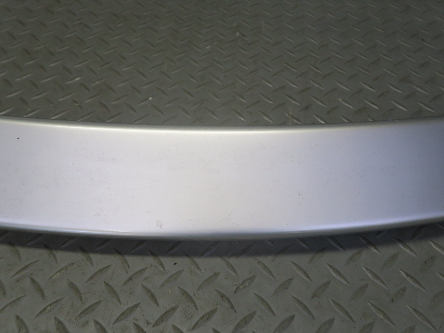 02-10 Lexus UZZ40L SC430 Rear Trunk Lid Spoiler Wing Silver 76085-24070 OEM
