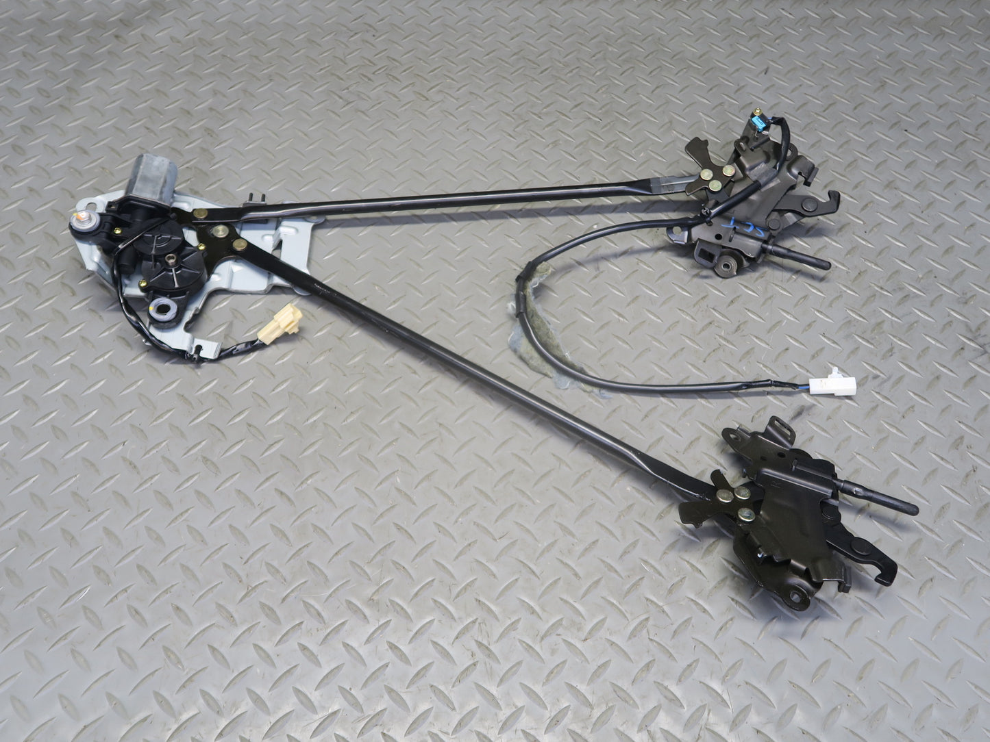 02-10 Lexus Z40 SC430 Convertible TOP Roof Lock Latch Actuators w Motor Assy OEM