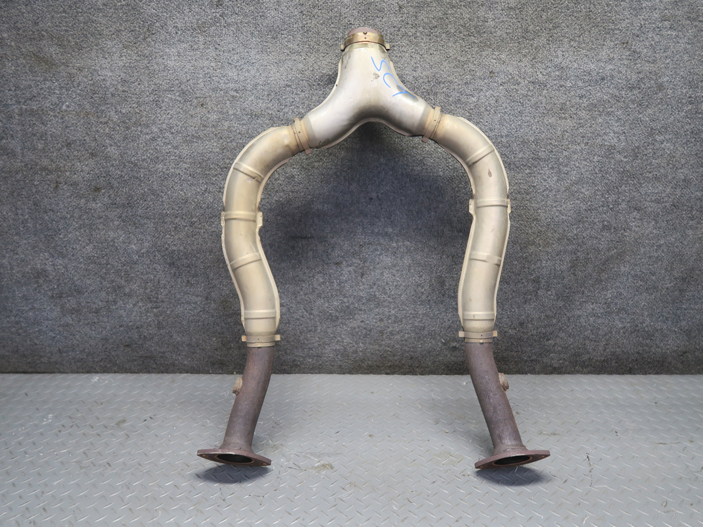 02-10 Lexus UZZ40L SC430 Front Exhaust Y Pipe Line OEM