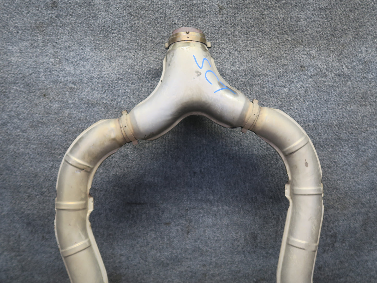 02-10 Lexus UZZ40L SC430 Front Exhaust Y Pipe Line OEM