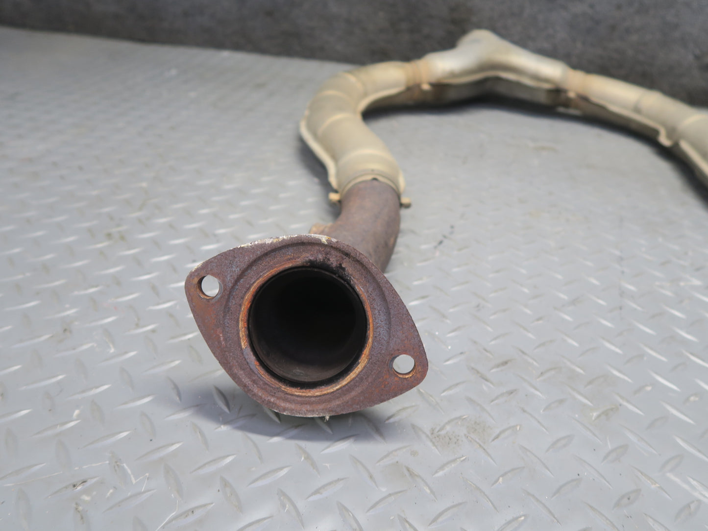 02-10 Lexus UZZ40L SC430 Front Exhaust Y Pipe Line OEM