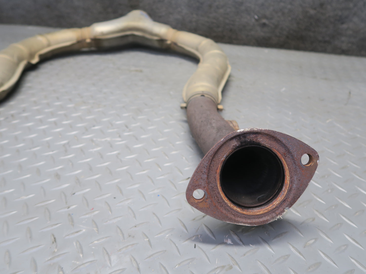 02-10 Lexus UZZ40L SC430 Front Exhaust Y Pipe Line OEM