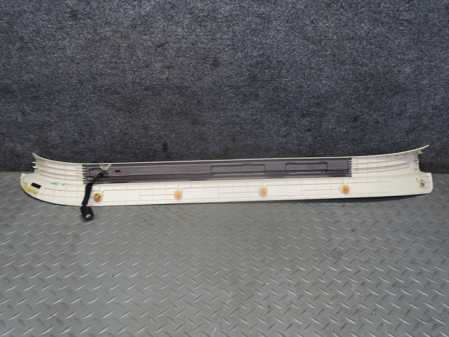 02-05 Lexus Z40 SC430 Set of 2 Left & Right Door Step Scuff Sill Plate Trim OEM