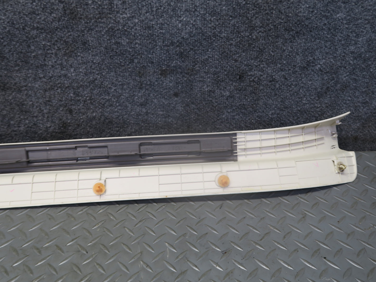 02-05 Lexus Z40 SC430 Set of 2 Left & Right Door Step Scuff Sill Plate Trim OEM