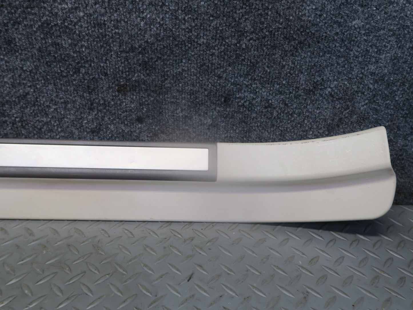 02-05 Lexus Z40 SC430 Set of 2 Left & Right Door Step Scuff Sill Plate Trim OEM
