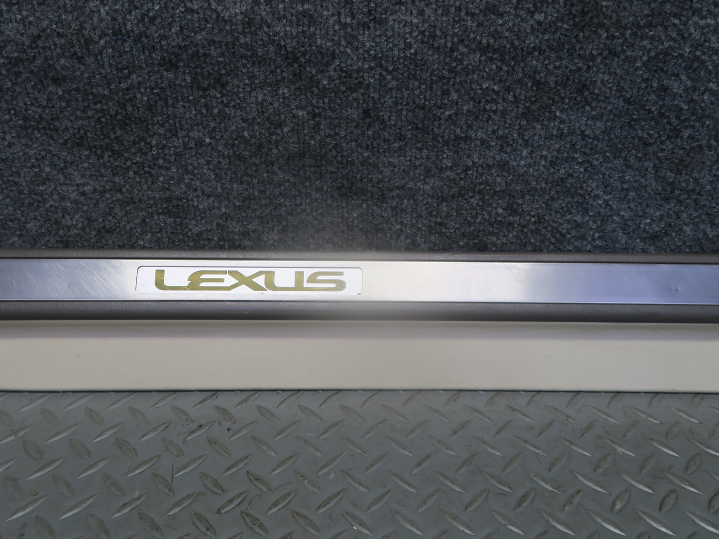 02-05 Lexus Z40 SC430 Set of 2 Left & Right Door Step Scuff Sill Plate Trim OEM