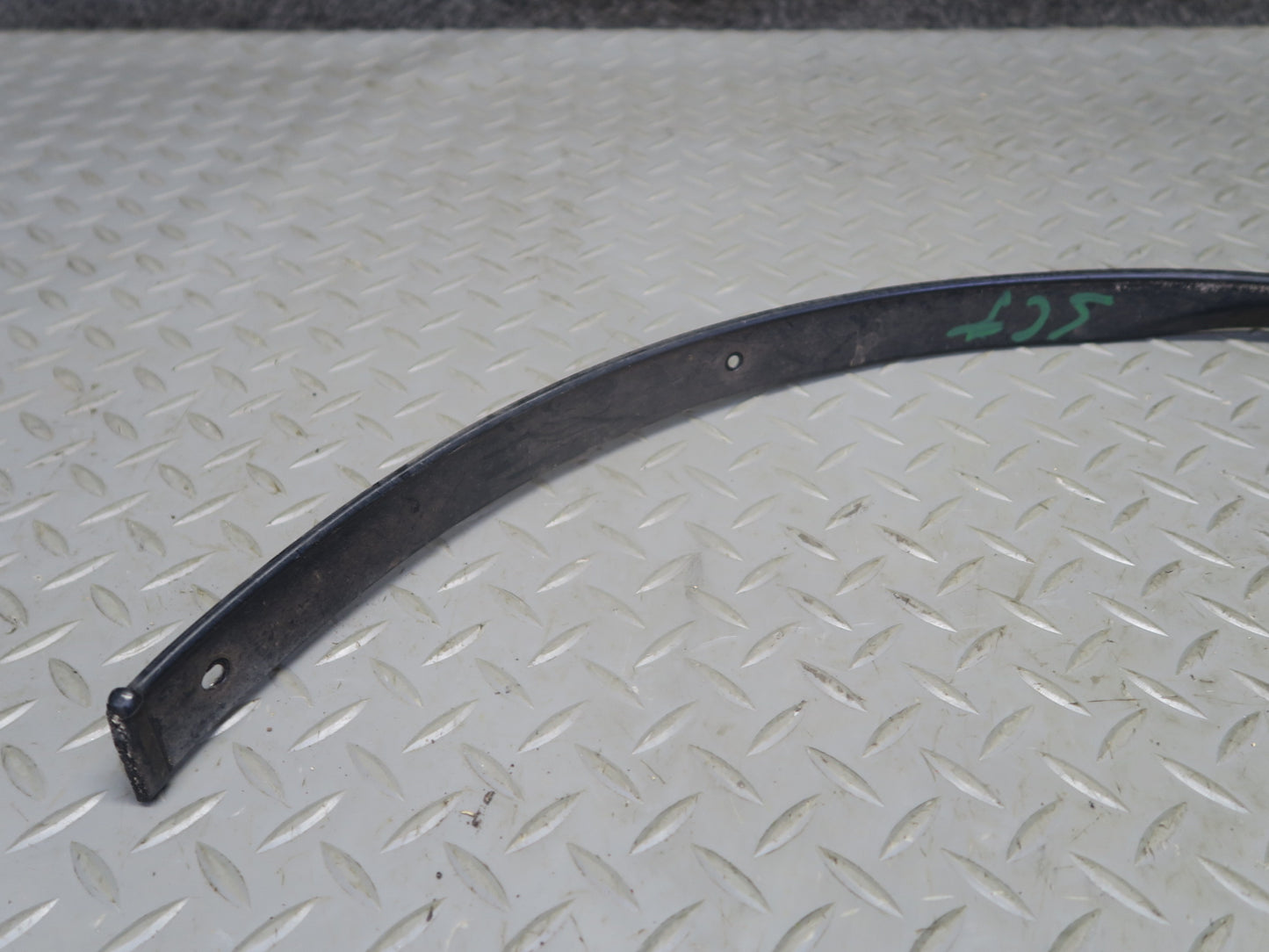 02-10 Lexus UZZ40L SC430 Set of 2 Front Fender Wheel Arch Molding Trim OEM