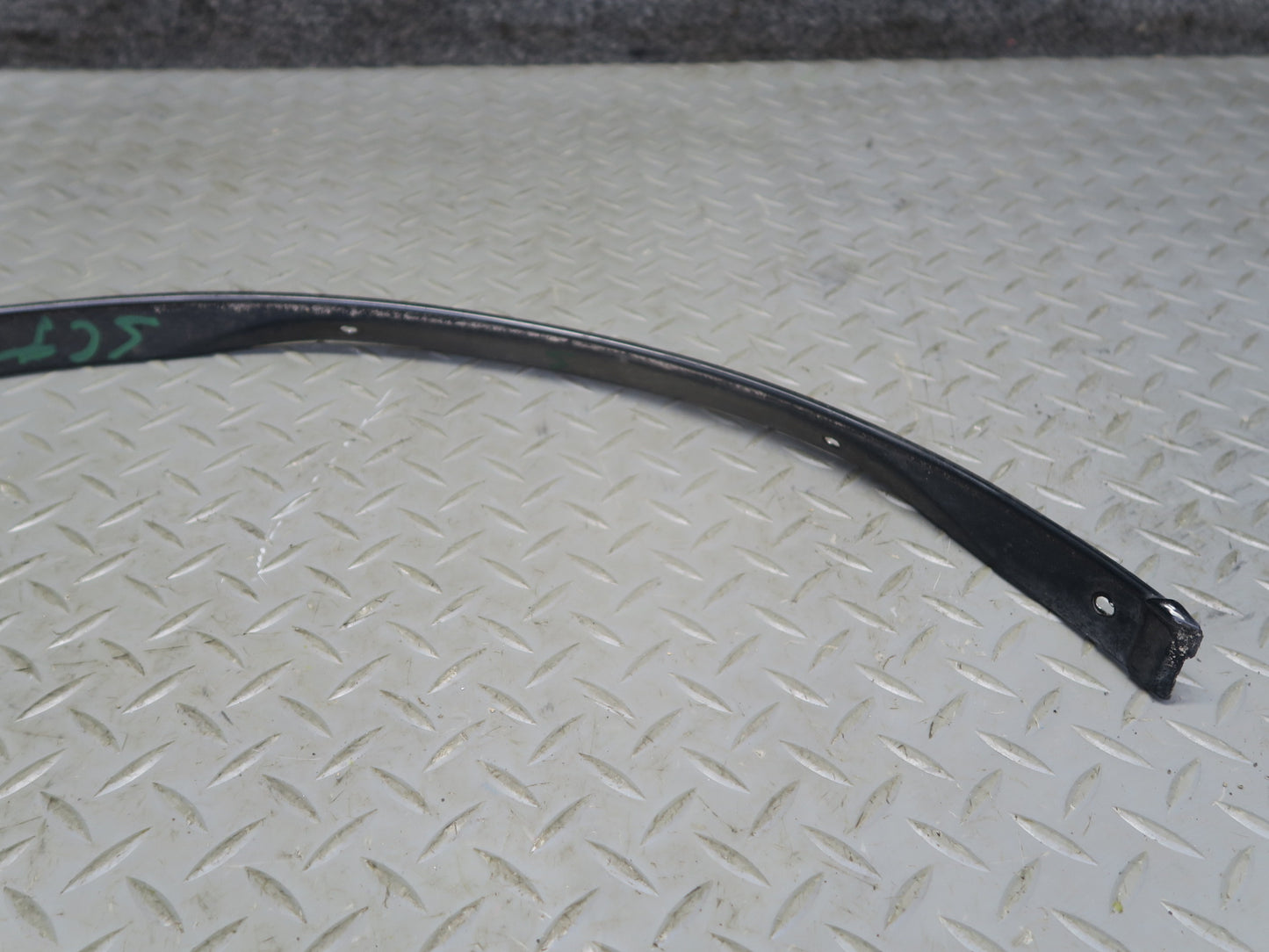 02-10 Lexus UZZ40L SC430 Set of 2 Front Fender Wheel Arch Molding Trim OEM