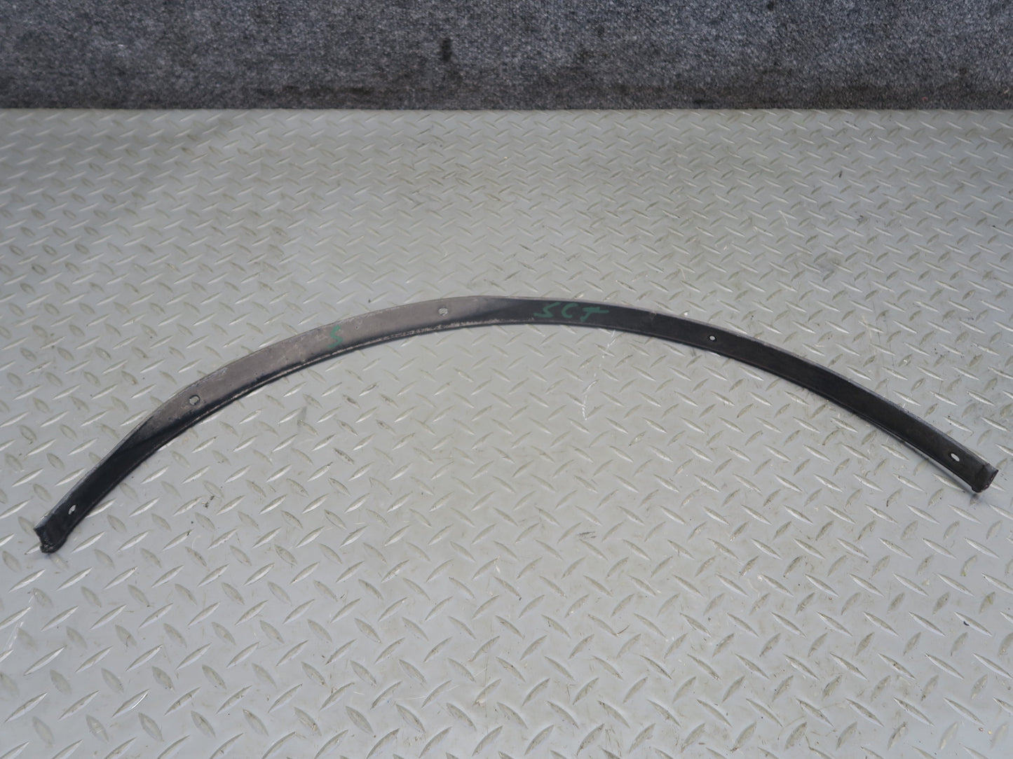 02-10 Lexus UZZ40L SC430 Set of 2 Front Fender Wheel Arch Molding Trim OEM