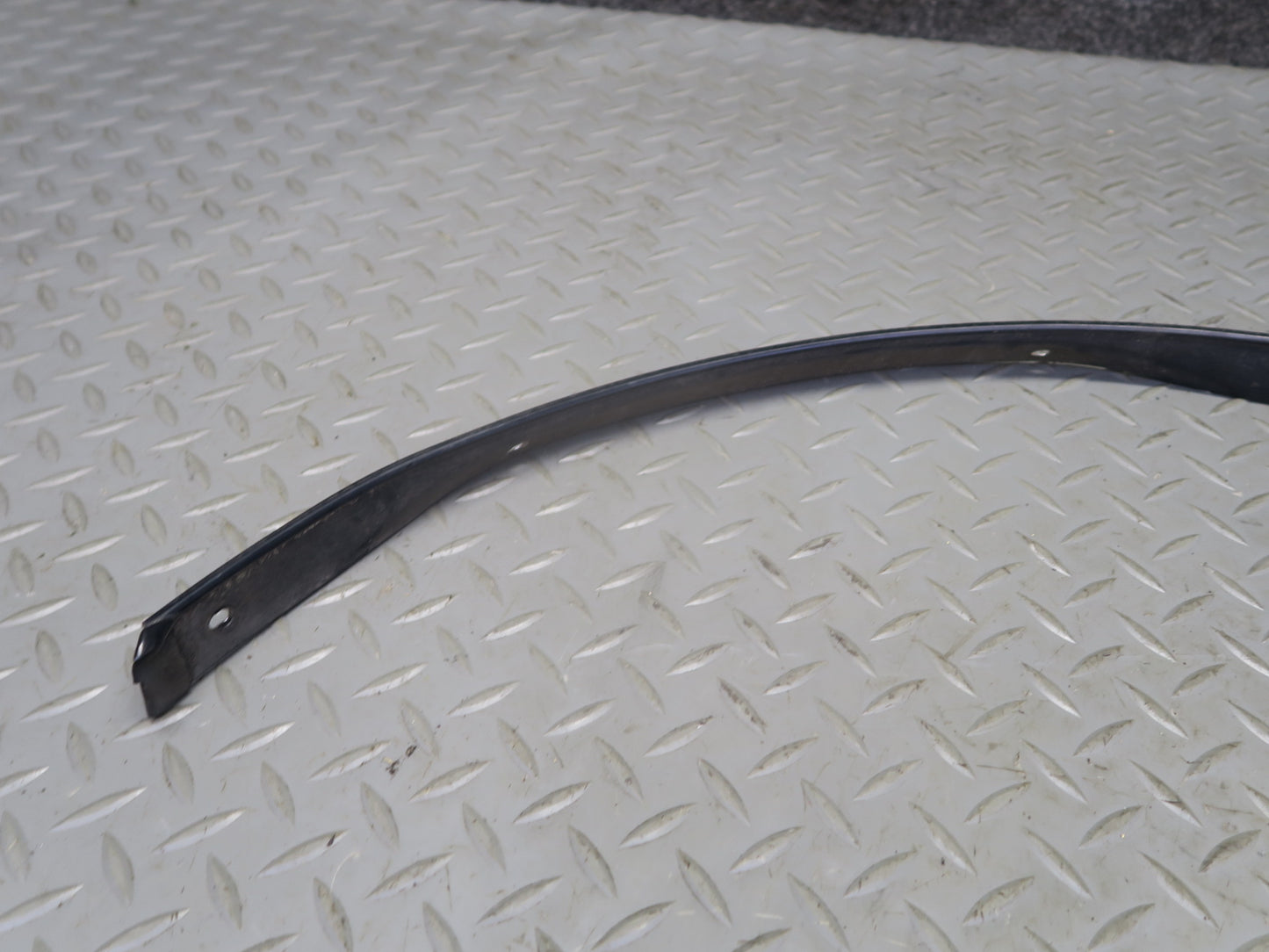 02-10 Lexus UZZ40L SC430 Set of 2 Front Fender Wheel Arch Molding Trim OEM