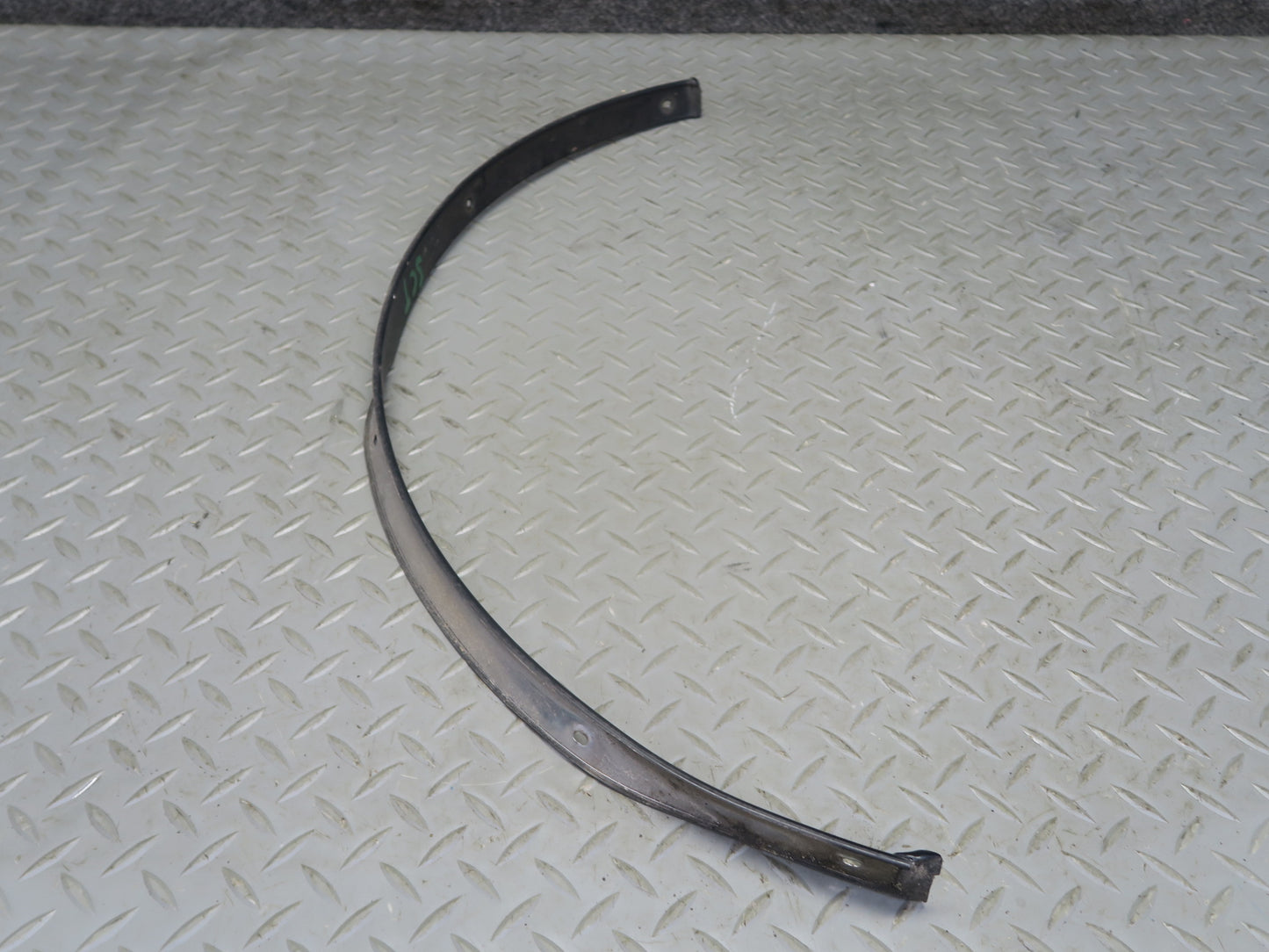 02-10 Lexus UZZ40L SC430 Set of 2 Front Fender Wheel Arch Molding Trim OEM