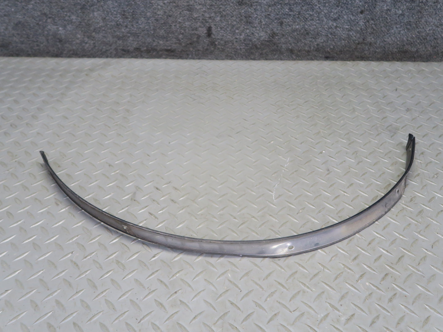 02-10 Lexus UZZ40L SC430 Set of 2 Front Fender Wheel Arch Molding Trim OEM
