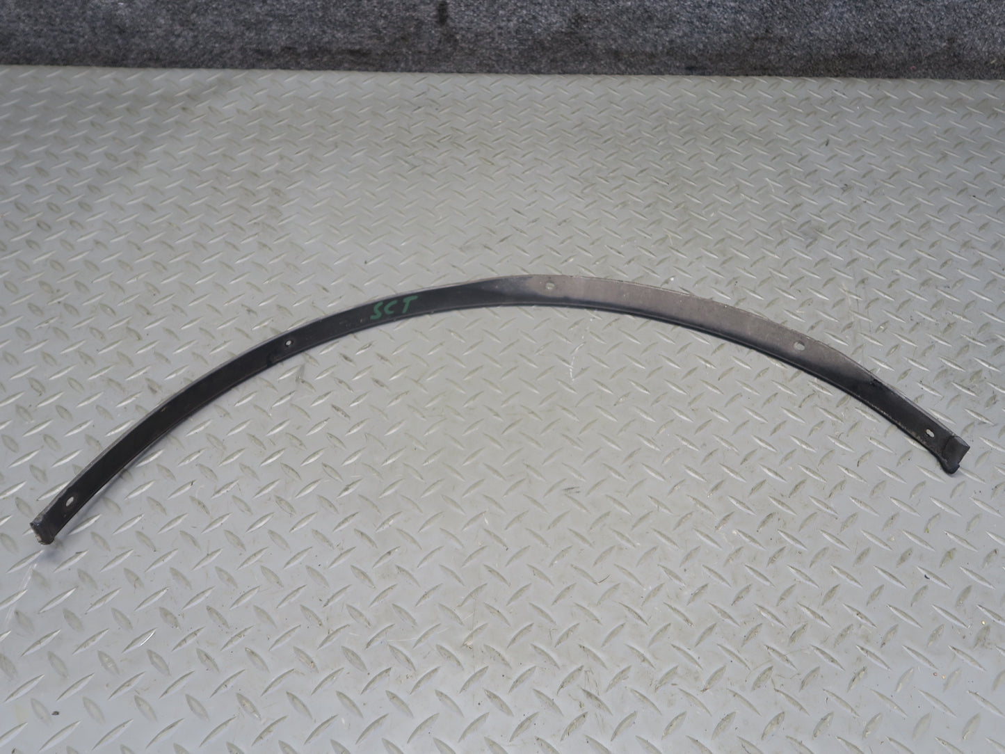 02-10 Lexus UZZ40L SC430 Set of 2 Front Fender Wheel Arch Molding Trim OEM
