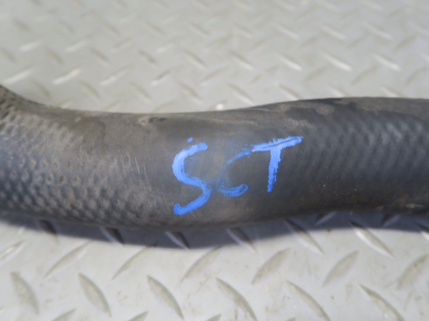 02-10 Lexus UZZ40L SC430 4.3L 3UZFE Set of 2 Engine Radiator Hose Line OEM
