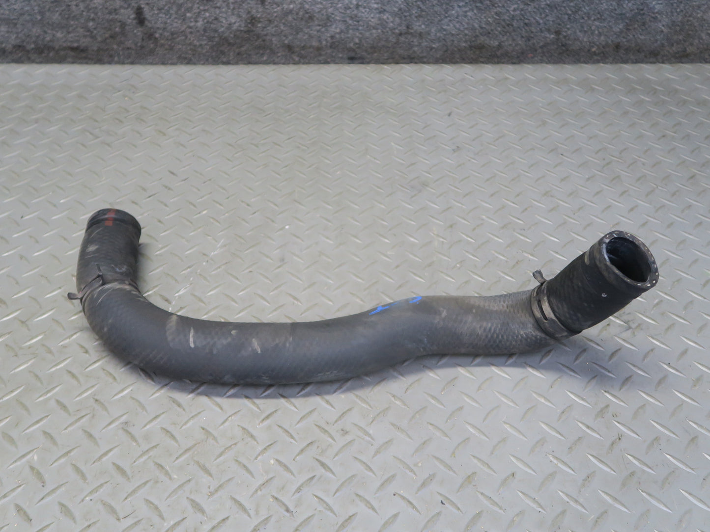 02-10 Lexus UZZ40L SC430 4.3L 3UZFE Set of 2 Engine Radiator Hose Line OEM