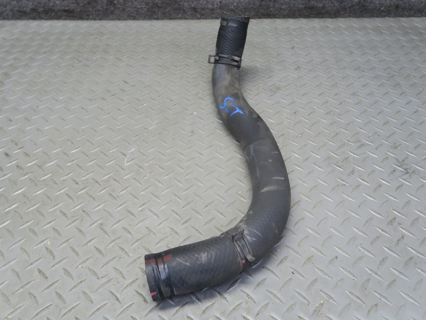 02-10 Lexus UZZ40L SC430 4.3L 3UZFE Set of 2 Engine Radiator Hose Line OEM