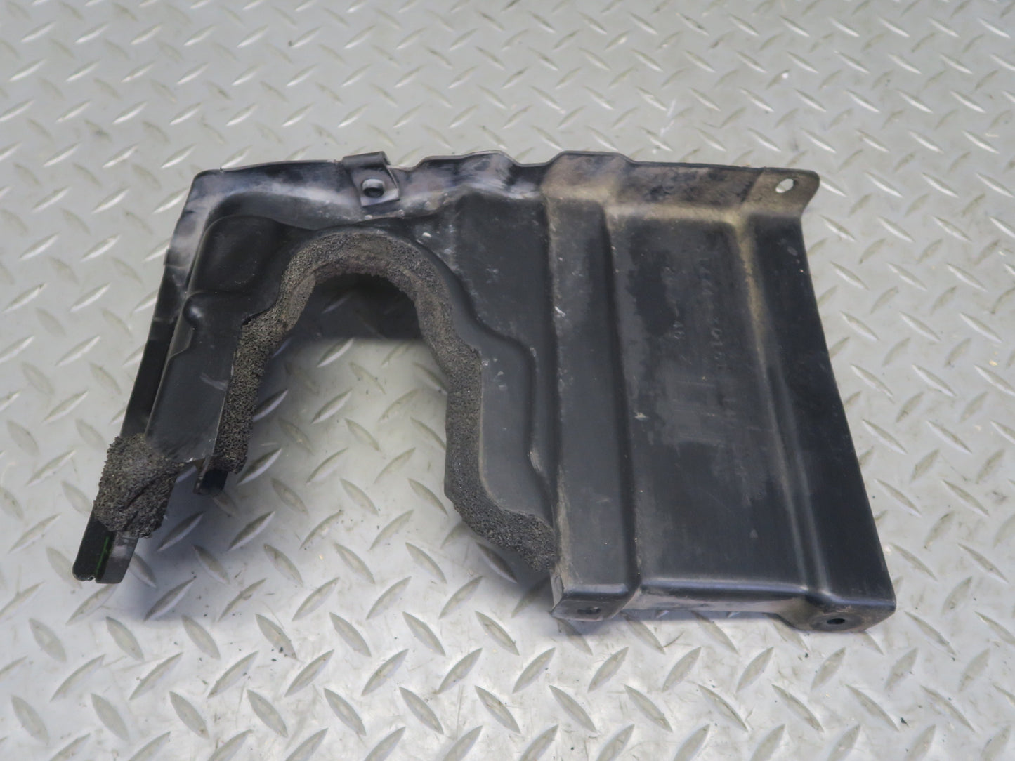 02-10 Lexus UZZ40L SC430 Front Left & Right Side Engine Cover Set OEM