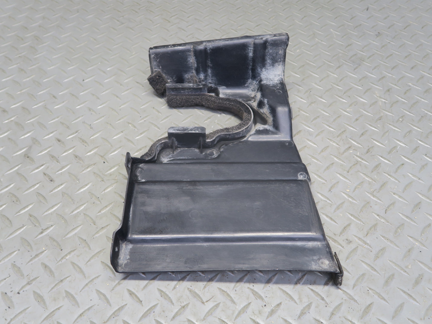 02-10 Lexus UZZ40L SC430 Front Left & Right Side Engine Cover Set OEM