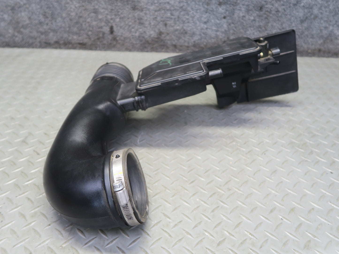 02-05 Lexus SC430 UZZ40L Air Cleaner Intake Hose Line Resonator 17875-50270 OEM