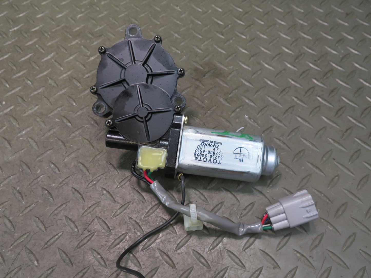 02-10 Lexus UZZ40L SC430 Set of 2 Rear Right Trunk Hinge Drive Gear Motor OEM