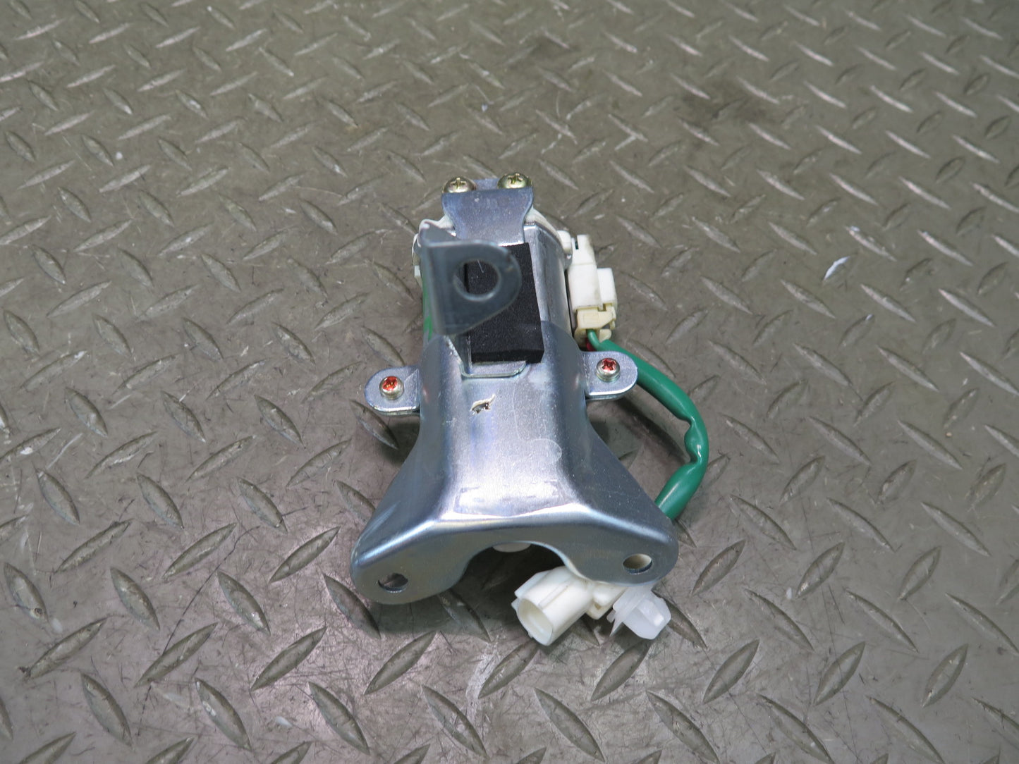 02-10 Lexus UZZ40L SC430 Set of 2 Rear Right Trunk Hinge Drive Gear Motor OEM