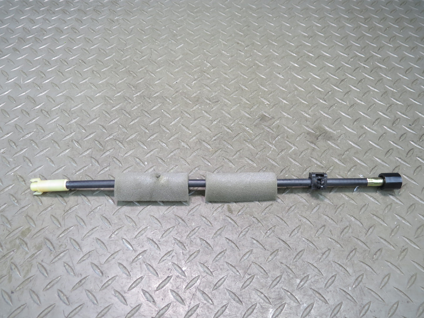 02-10 Lexus UZZ40L SC430 Rear Tonneau Package Tray Link Drive Motor w Cables OEM
