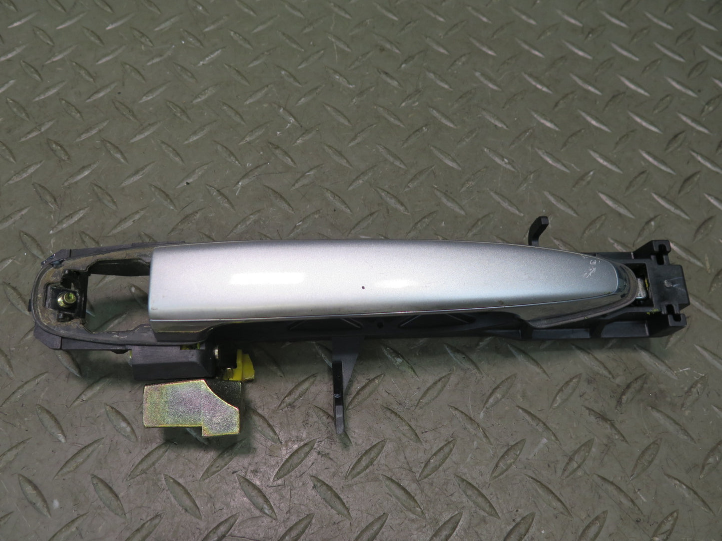 02-10 Lexus UZZ40L SC430 Set of 2 Left & Right Door Exterior Handle Silver OEM