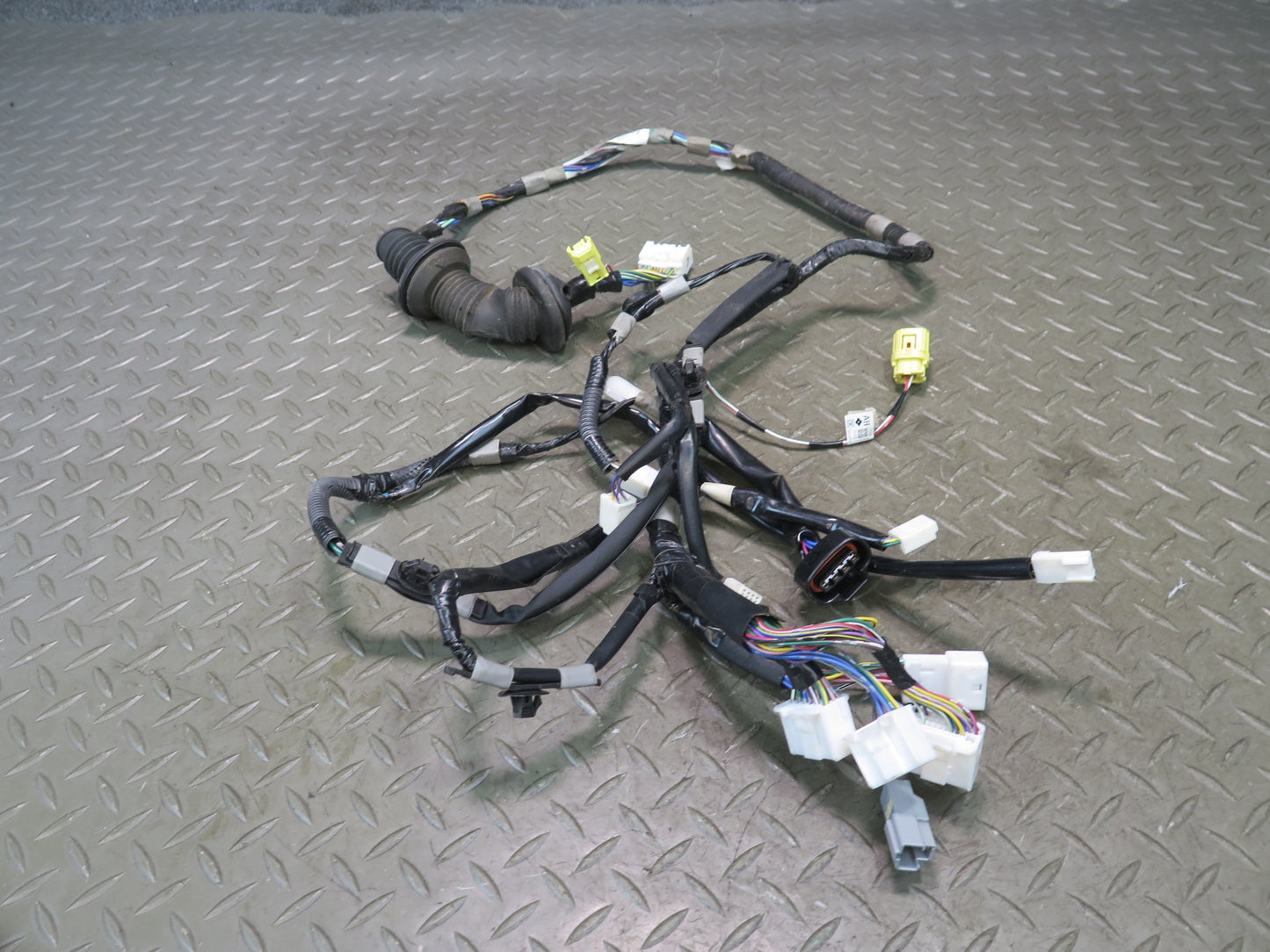 02-05 Lexus UZZ40L SC430 Front Left & Right Door Wire Wiring Harness Set OEM