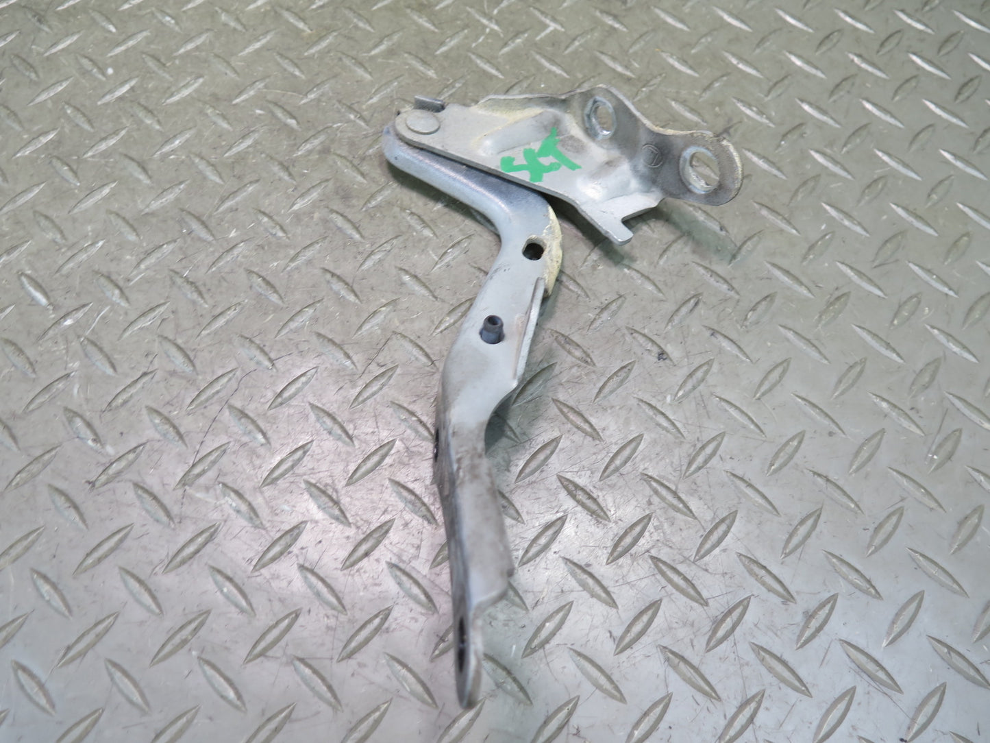 02-10 Lexus UZZ40L SC430 Front Left & Right Hood Bonnet Hinge Silver Set OEM