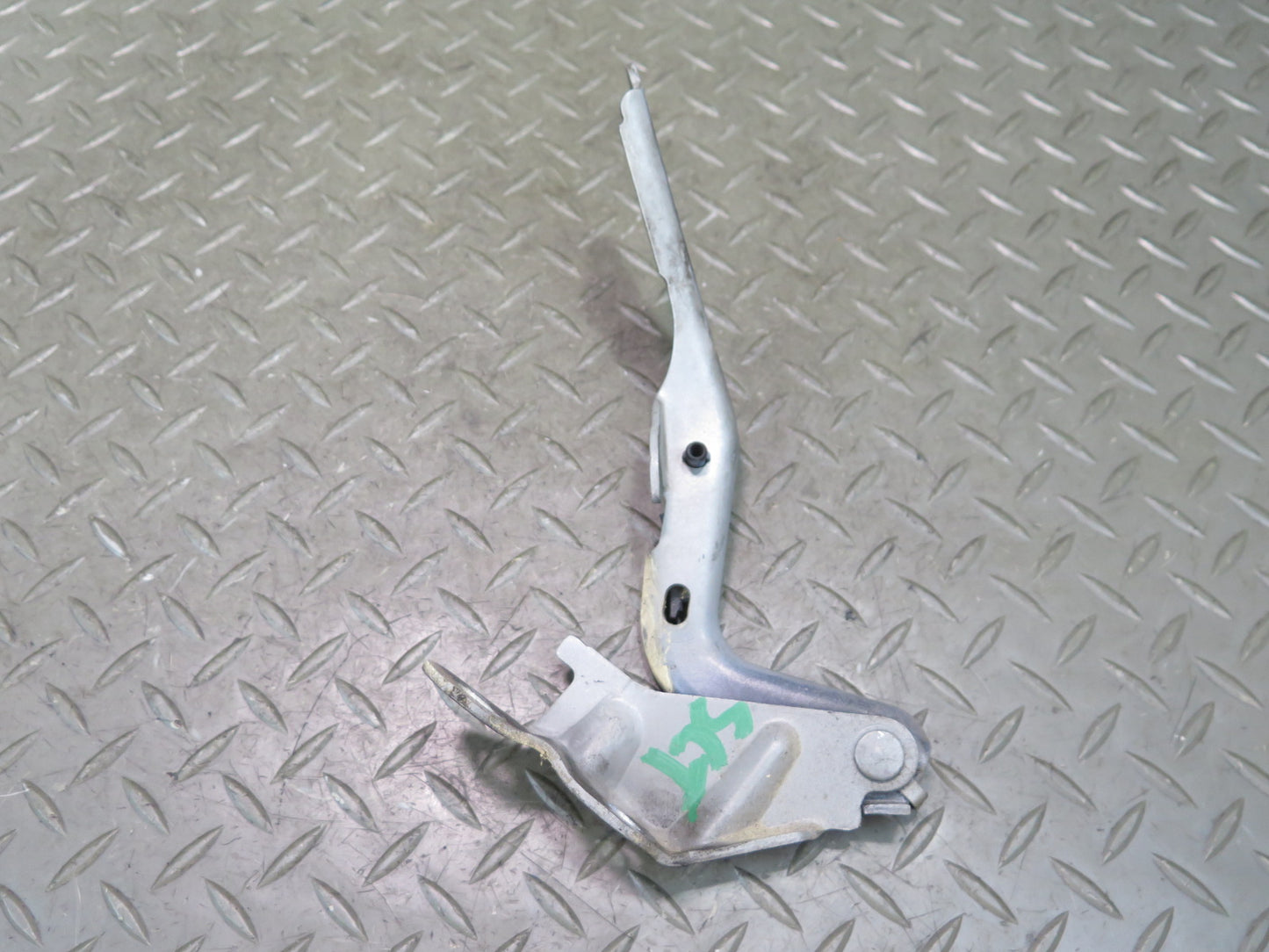 02-10 Lexus UZZ40L SC430 Front Left & Right Hood Bonnet Hinge Silver Set OEM