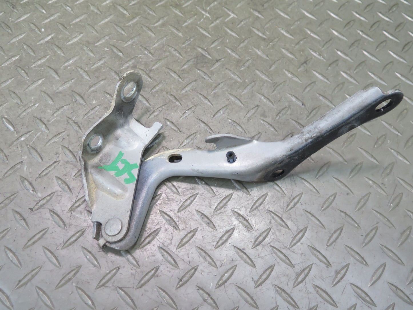 02-10 Lexus UZZ40L SC430 Front Left & Right Hood Bonnet Hinge Silver Set OEM