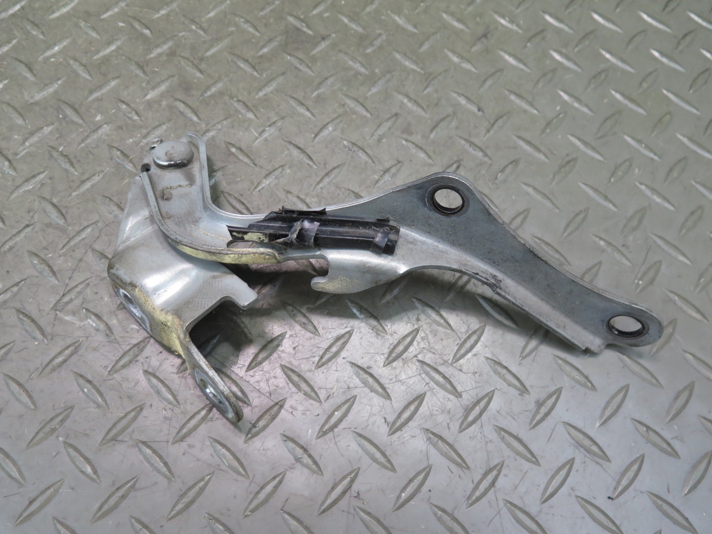 02-10 Lexus UZZ40L SC430 Front Left & Right Hood Bonnet Hinge Silver Set OEM