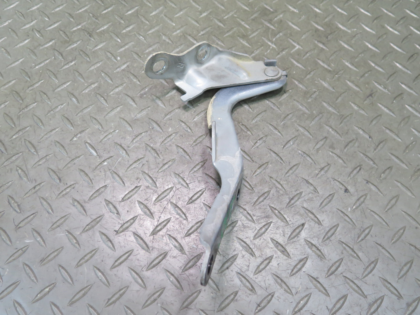 02-10 Lexus UZZ40L SC430 Front Left & Right Hood Bonnet Hinge Silver Set OEM