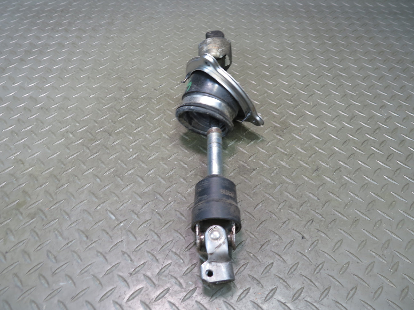 03-10 Lexus UZZ40L SC430 Steering Column Lower U Joint Shaft OEM
