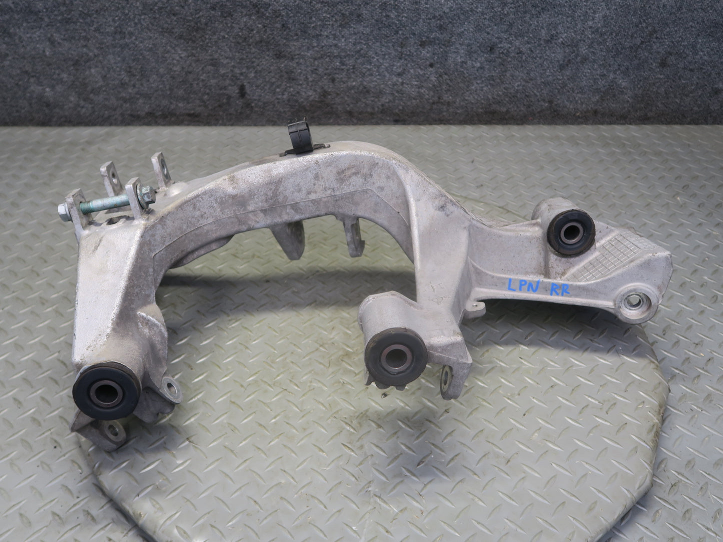 1999-2004 Porsche 911 996 Rear Right Suspension Sub Frame Bracket Mount