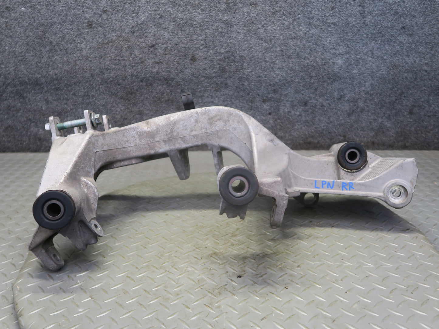 1999-2004 Porsche 911 996 Rear Right Suspension Sub Frame Bracket Mount
