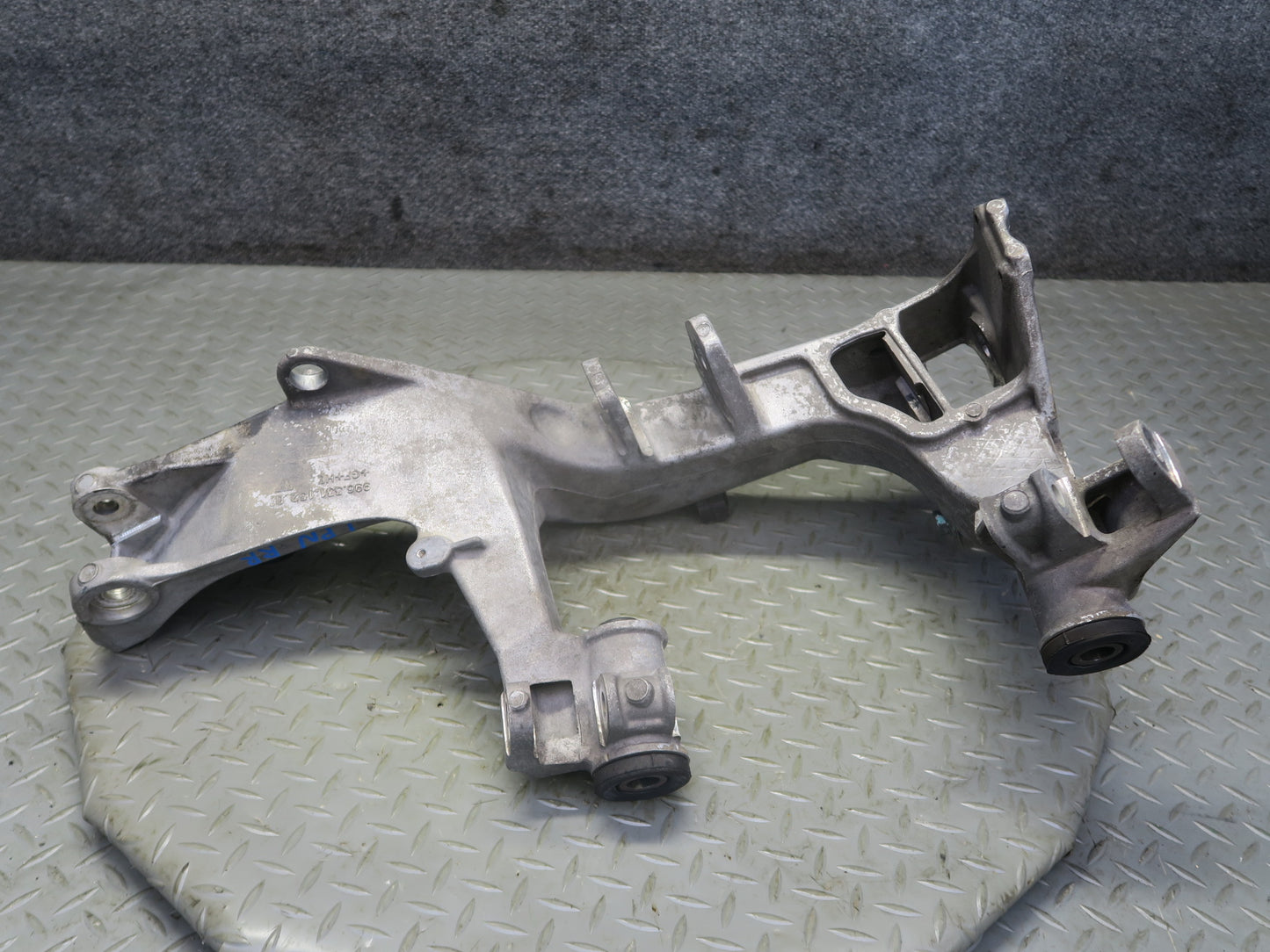 1999-2004 Porsche 911 996 Rear Right Suspension Sub Frame Bracket Mount