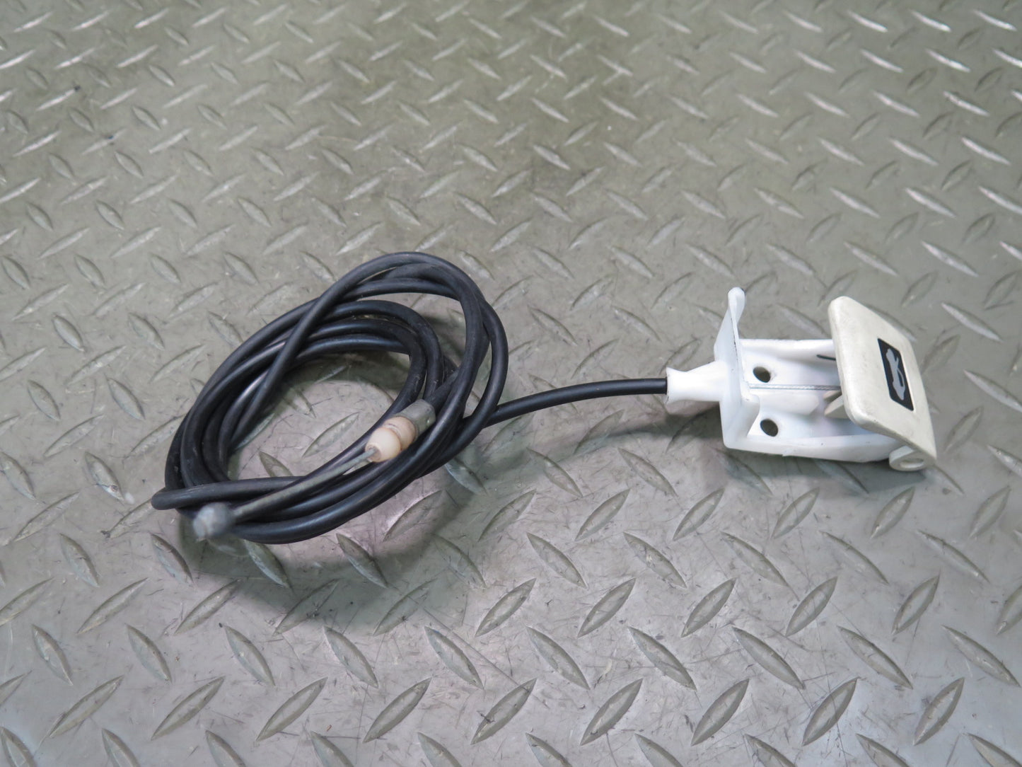 02-10 Lexus UZZ40L SC430 Hood Open Release Handle w Cable OEM