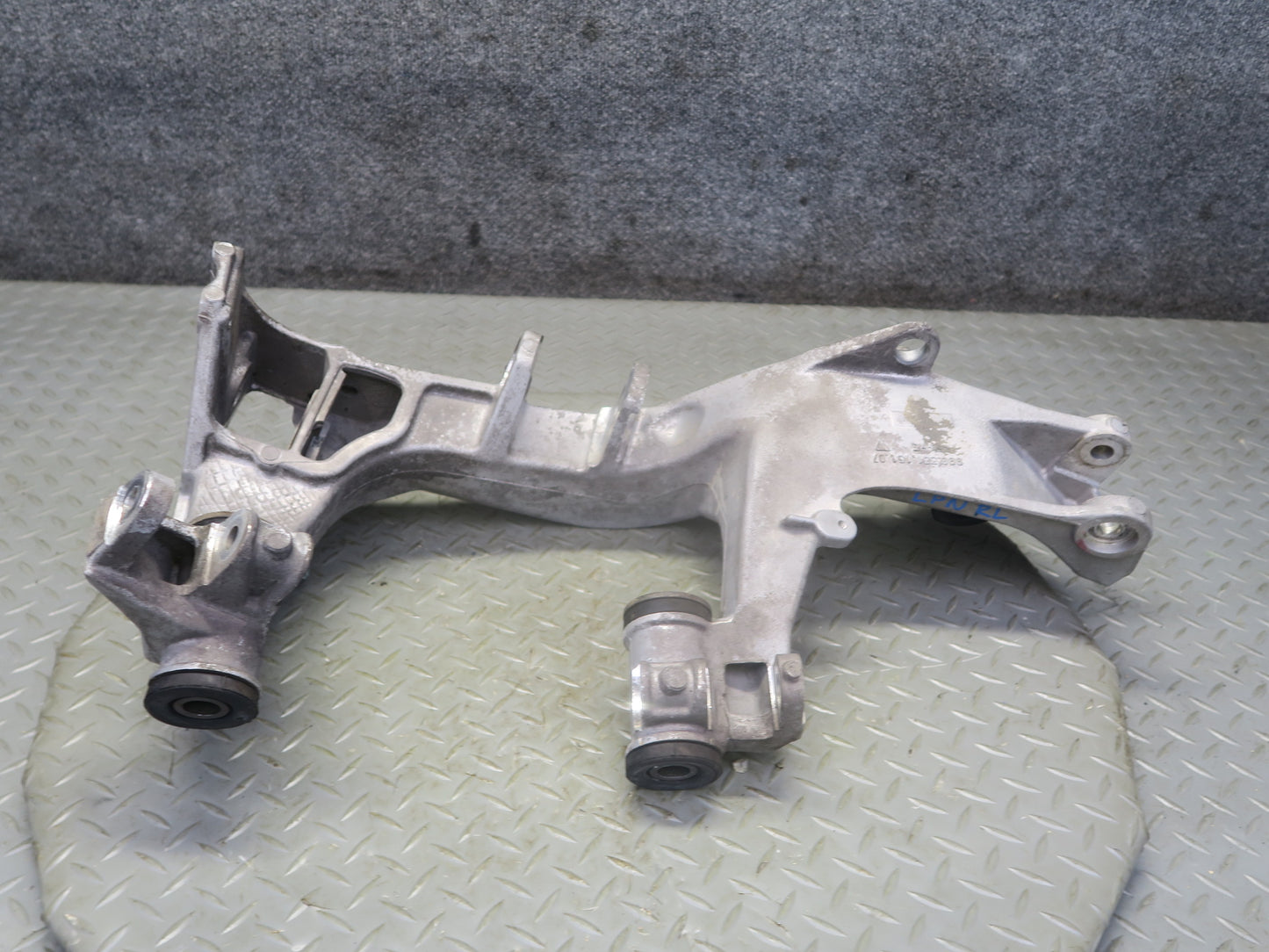 1999-2004 Porsche 911 996 Rear Left Suspension Sub Frame Bracket Mount